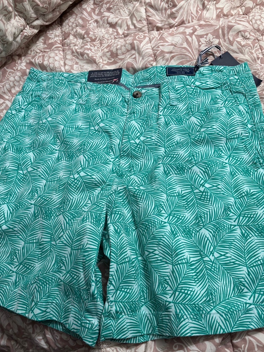 Vineyard vines Teal Leaf-Print Men’s Shorts